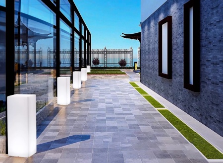 Светильник Колонна 30х30  питание от АКБ, RGB