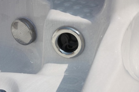 Гидромассажный бассейн Sunrans SR826 Гидромассажный бассейн Sunrans SR826