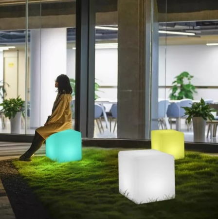 Светильник Куб 30 с питанием от АКБ, RGB